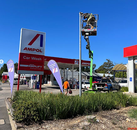 1 On the job installing new streetlights at Ampol in Woodside
